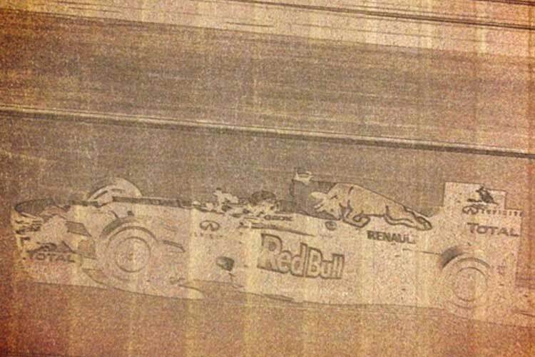 Kunst auf F1-Bodenplatten