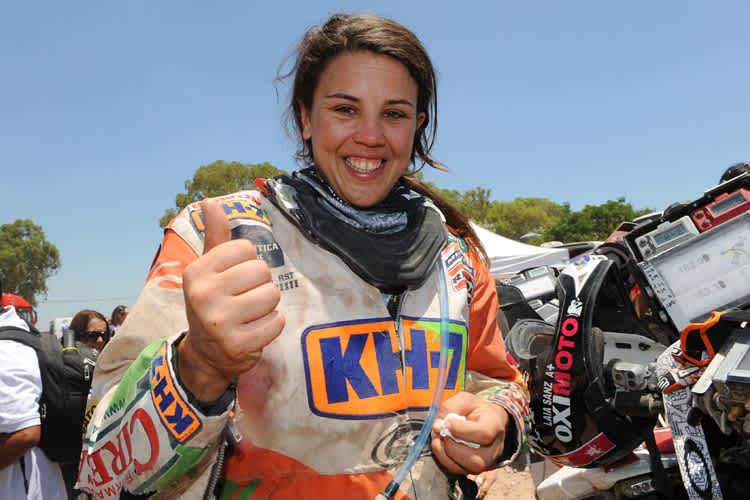 Laia Sanz: So strahlt eine, die die Dakar beendete