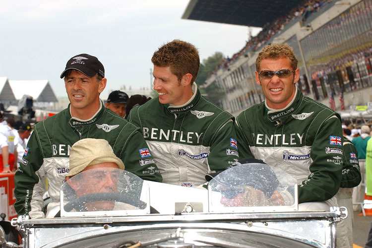 Vor dem Triumph 2003: Smith zwischen Capello und Kristensen