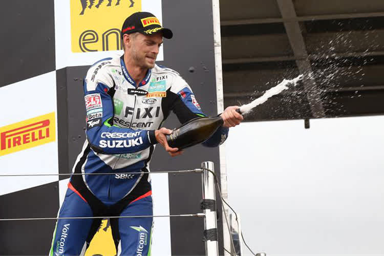In Silverstone fuhr Leon Camier zum ersten Mal in diesem jahr aufs Podium