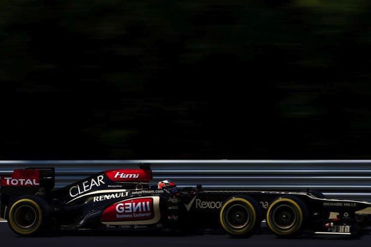 Schön wär’s: Kimi Räikkönen im Sechsrad-Lotus