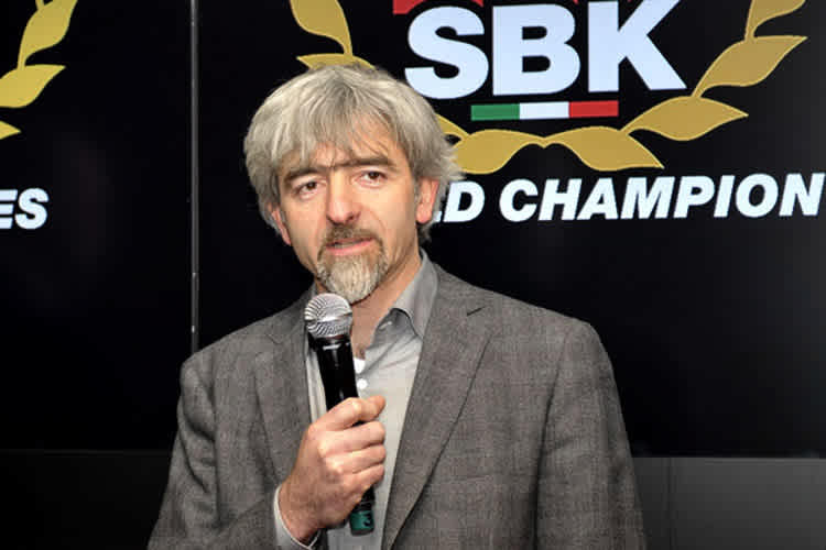 Luigi Dall 'Igna motiviert bei der Teampräsentation seine Piloten