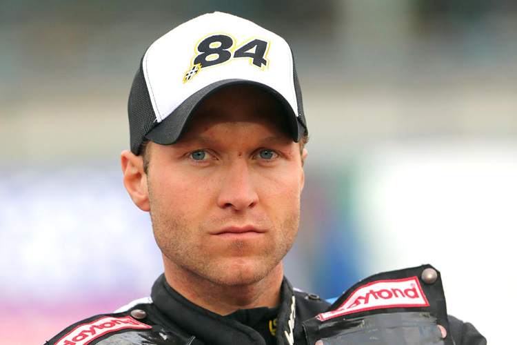 Martin Smolinski vor Chris Harris