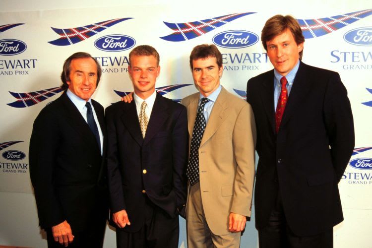 Bahrain-Chef Martin Whitaker (re.)