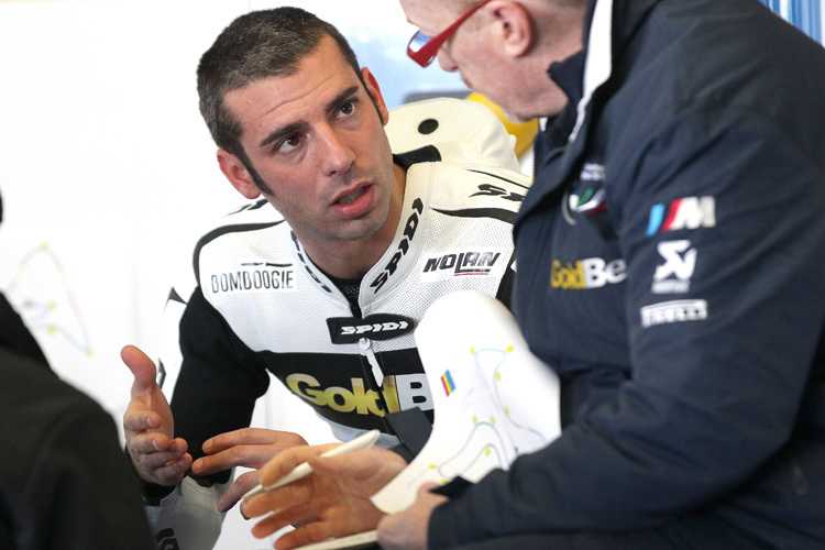 Melandri (li.) mit Crew-Chief Galbusera