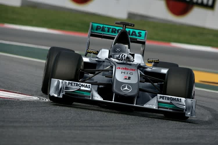 Mercedes zeigt die neue Lackierung am 25. Januar