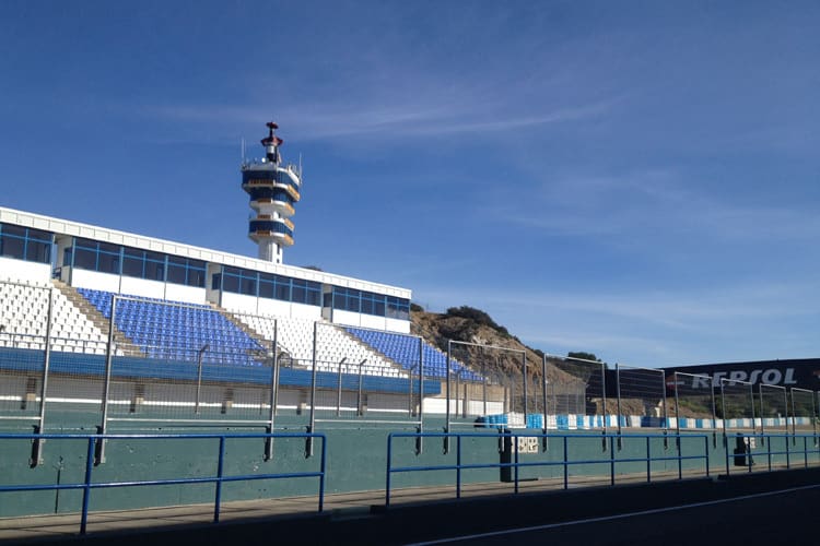 Noch schweigen die Motoren