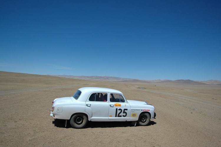 Die Peking to Paris Motor Challenge führt von China durch die Mongolei, Russland, die Ukraine bis nach Paris