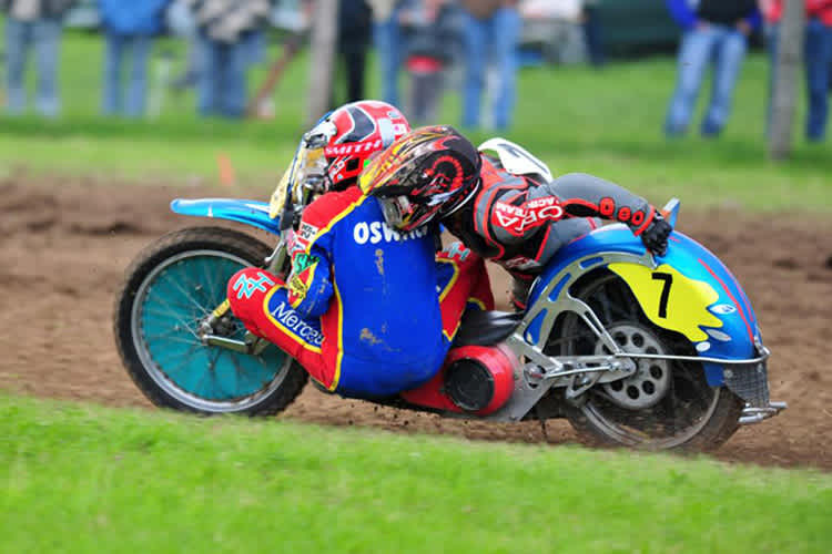 Oswald Bischoff auf seiner Heimbahn in Angenrod