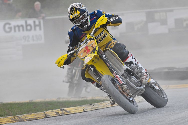 Petr Volicek wird auch 2010 wieder auf DSR-Suzuki antreten