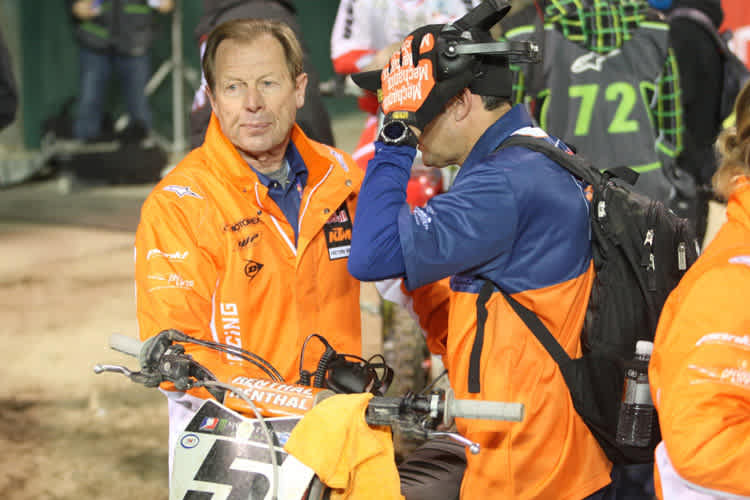 Roger DeCoster (li.): Weiter in Orange