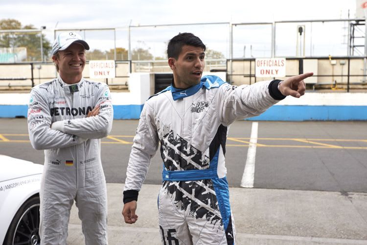 Agüero: «Hier geht's lang, Nico!»