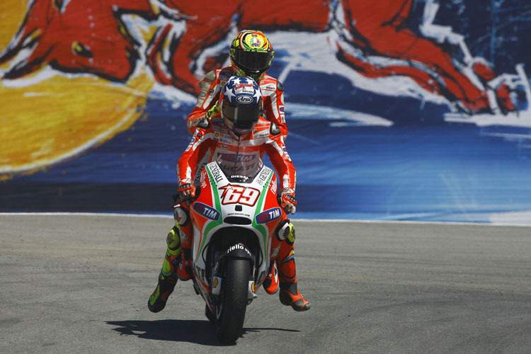 Mitfahrgelegenheit: Hayden sammelte Rossi auf