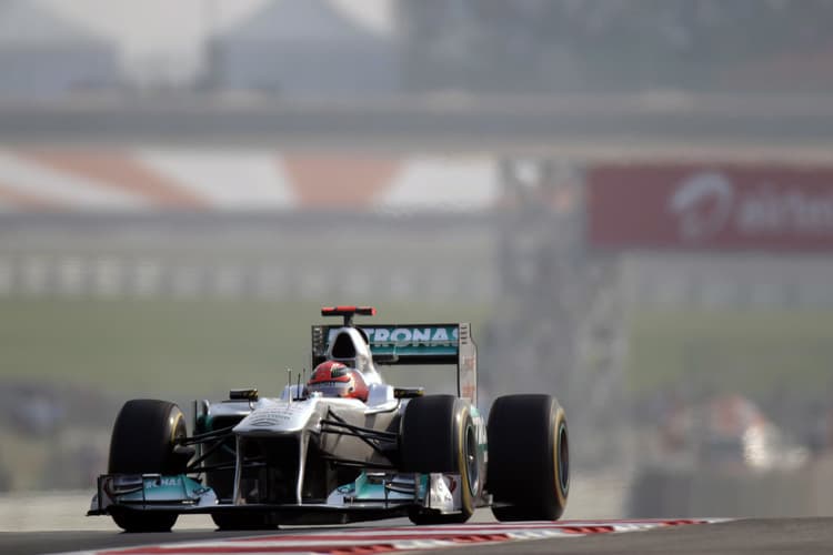 Schumi kann Kurven mit Pirellis besser ansteuern