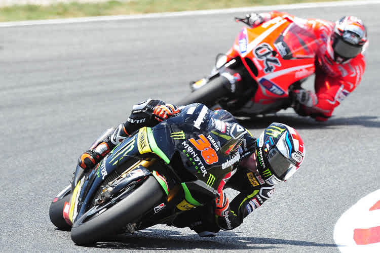 Bradley Smith hat Andrea Dovizioso überholt