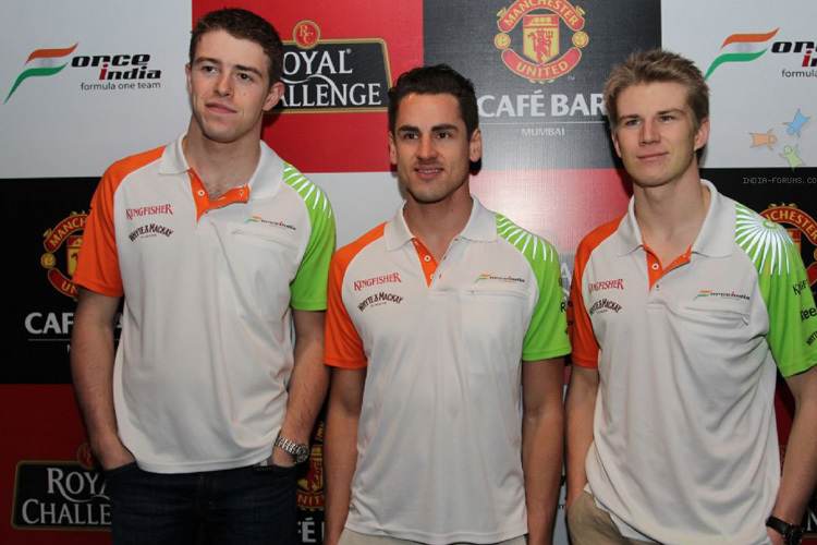 So richtig glücklich wirkt Paul Di Resta mit seinen Deutschen nicht.