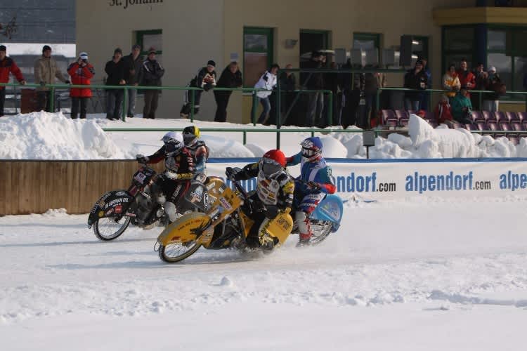 Stefan Pletschacher (gelb) gewann alle Läufe