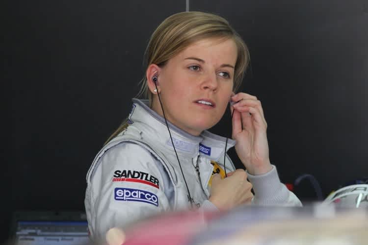 Operation und Umzug: Susie Stoddart.