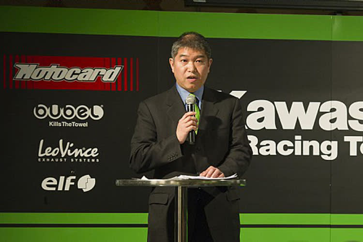 Tanaka bei der Teampräsentation in Barcelona