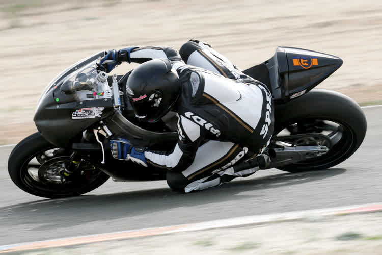 Arne Tode: Schnelle Zeiten mit der FTR-Moto2