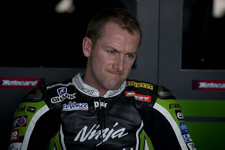 Tom Sykes sieht nicht glücklich aus - er soll es aber sein