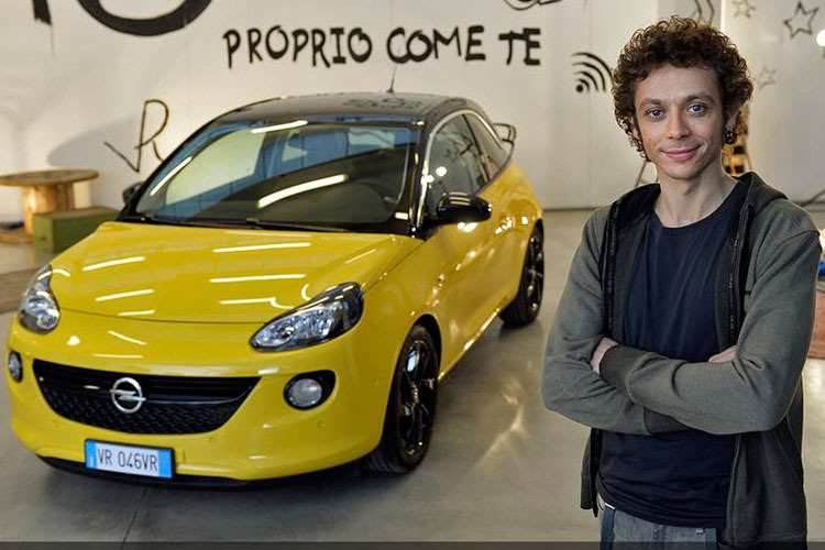 Valentino Rossi und der kleine Opel Adam