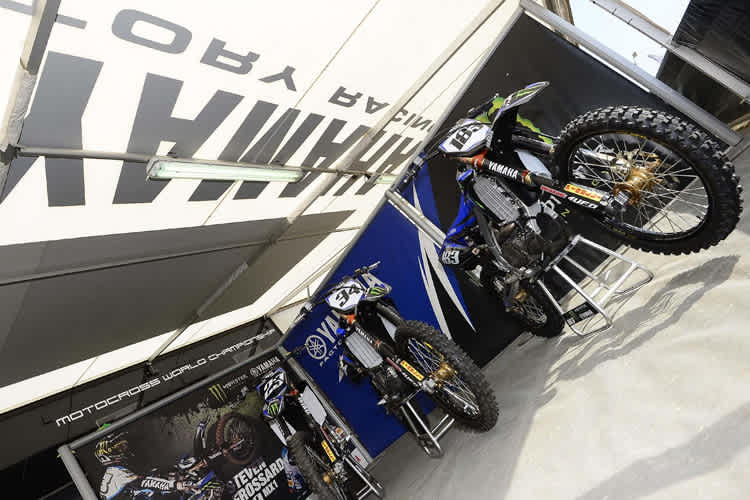 Frischer Wind: Unter dem Zelt des Yamaha-Werksteams ändert sich einiges