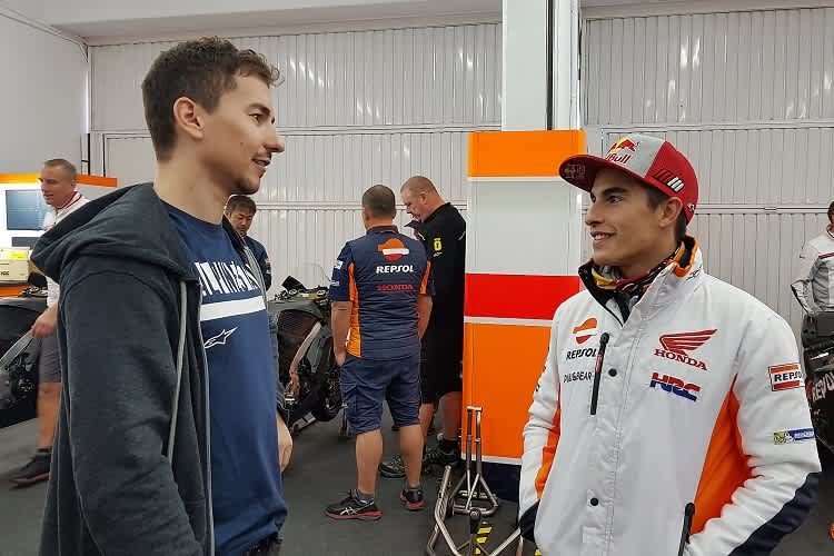 Jorge Lorenzo trifft in der Honda-Box auf Marc Márquez