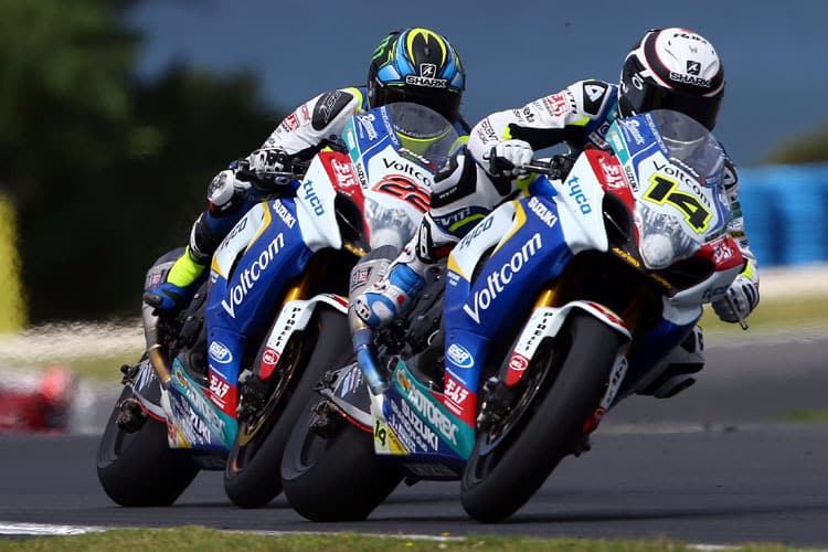 Randy de Puniet (14) und Alex Lowes (22) in Phillip Island