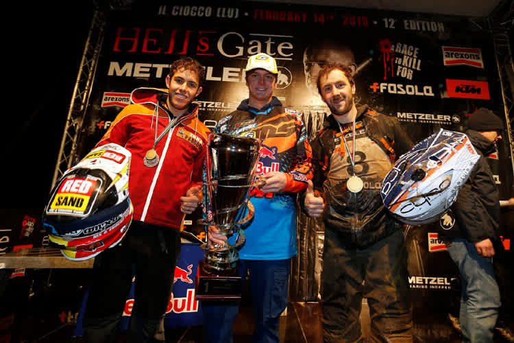 Das erfolgreiche KTM-Trio Mario Roman, Jonny Walker und Lars Enöckl (v.l.)