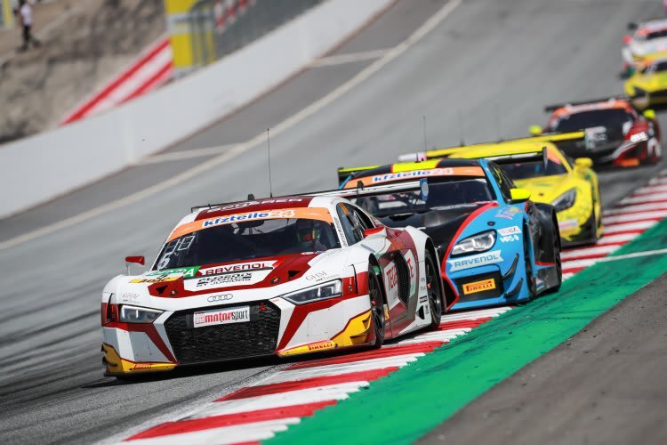 Einer der beiden Audi R8 LMS von Phoenix Racing im ADAC GT Masters
