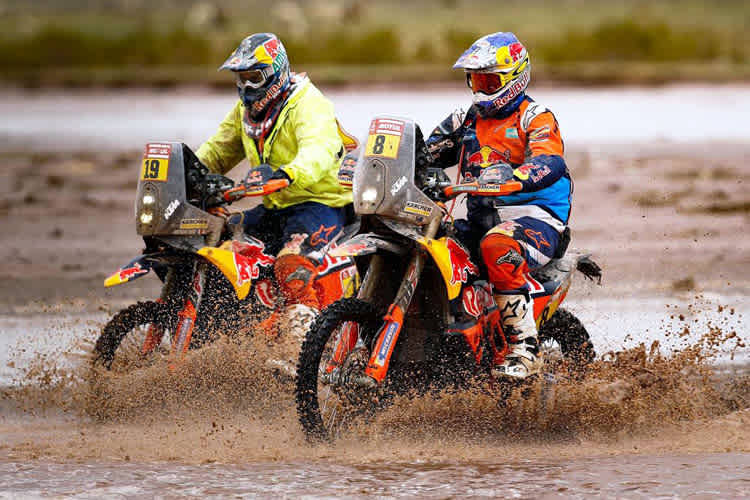 Sieger Antoine Meo (19) und der Drittplatzierte Toby Price (8)