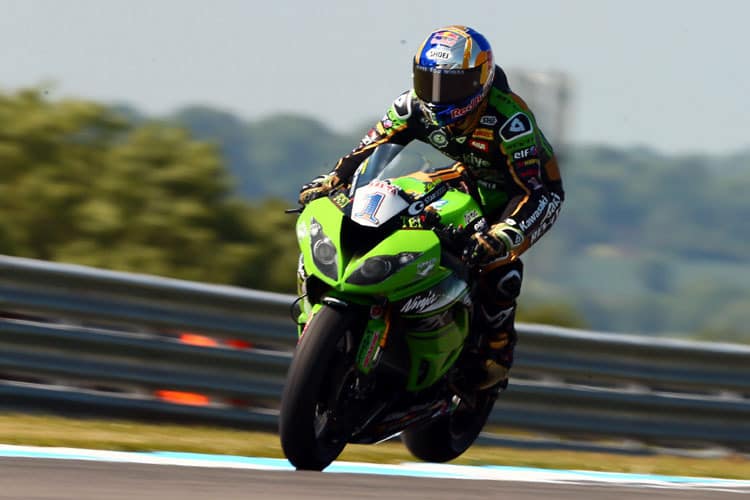 Kenan Sofuoglu deklassierte in Donington erneut seine Gegner