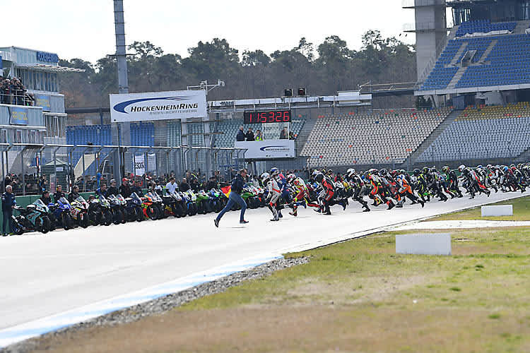 Start ins Rennen am Karsamstag 2018