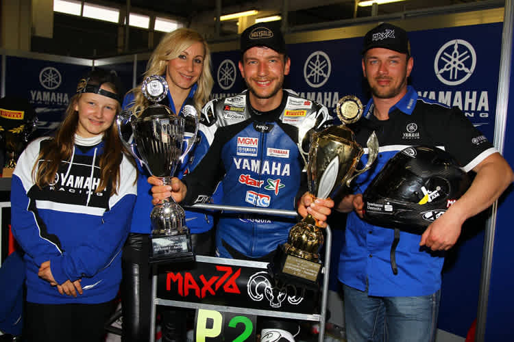 Max Neukirchner (Mitte) kommt so schnell nicht wieder