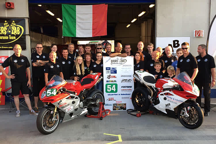 Ein glückliches Team Evers-ZAB Endurance