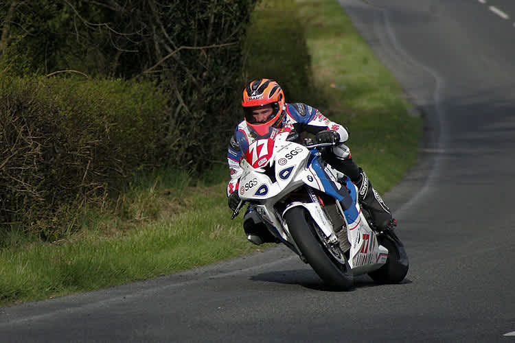 Ryan Farquhar (BMW) in Tandragee