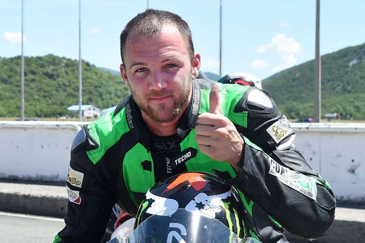 «Daumen hoch» für die Tourist Trophy 2017 bei Julian Trummer