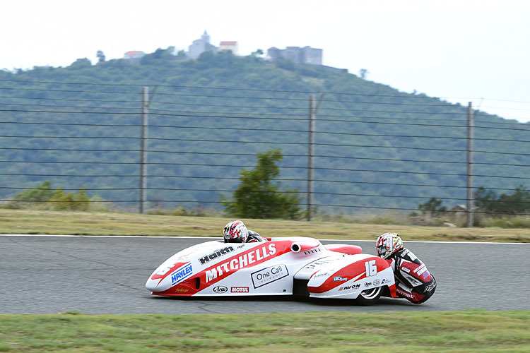 Die Brüder Ben und Tom Birchall geben weiter den Ton an