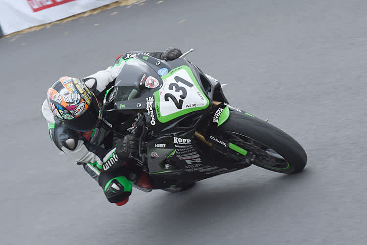 Seitenwagen-Beifahrer Manfred Wechselberger als Solo-Pilot
