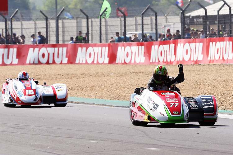 In Le Mans hatten Reeves/Wilkes (77) die Nase vorne