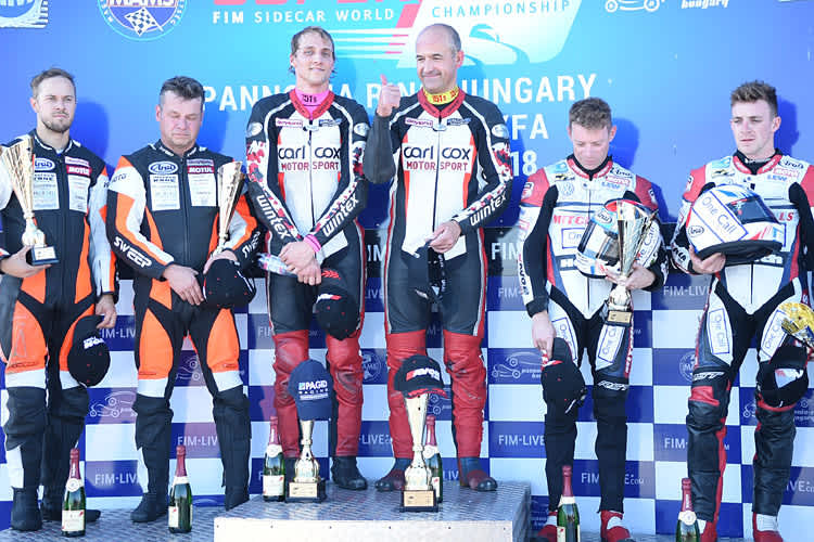 Veräväinen/Päivärinta, Wilkes/Reeves, Ben und Tom Birchall (vlnr.)