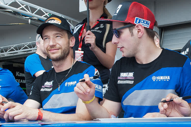 Marvin Fritz (re.) und Max Neukirchner werden wieder für YART in den Sattel steigen