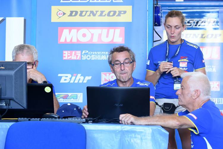 Dominique Méliand (mit Brille) hält sich gerne im Hintergrund