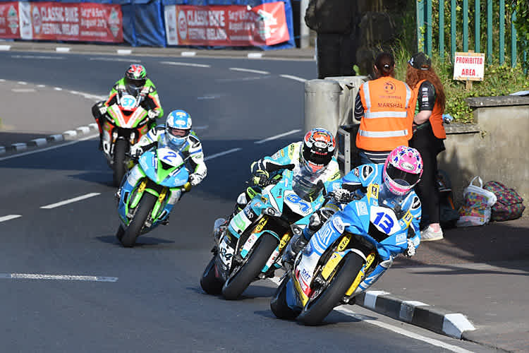 Supersportspitze mit Johnston, Seeley, Harrison und Hillier