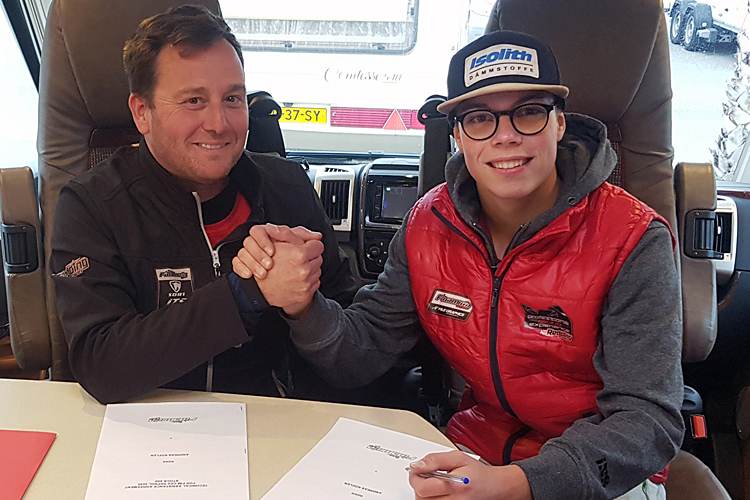 Andreas Kofler mit seinem neuen Teamchef Angel Pina