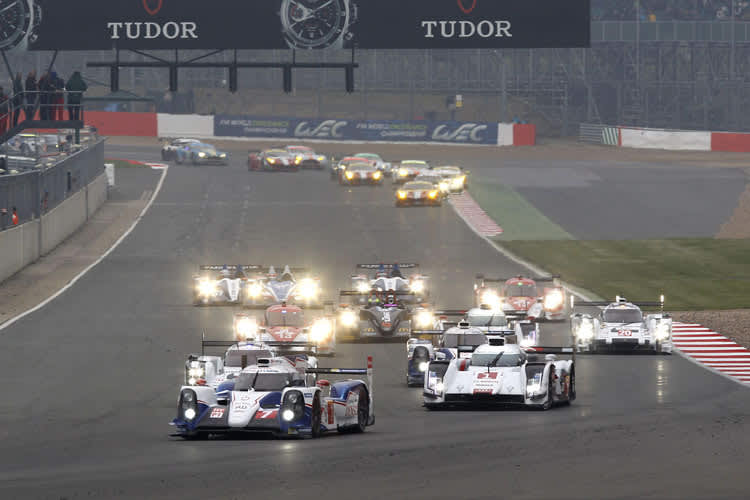 Start zu den Sechs-Stunden von Silverstone