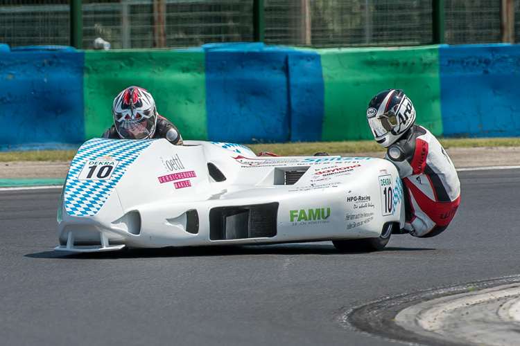 Peter Gierlinger und Roman Gröbner auf einer RSR Suzuki