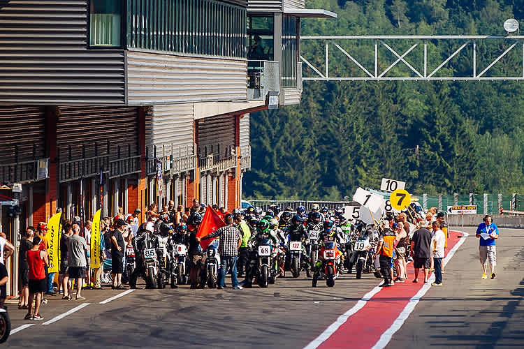 Classic Superbikes zu Gast bei der IDM in Schleiz