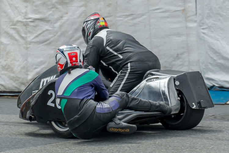 Robert Werth/Carolin Zimmermann auf der F2 Yamaha